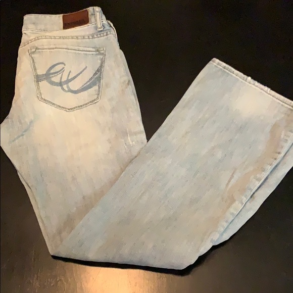 Express 4 - Picture 2 of 2